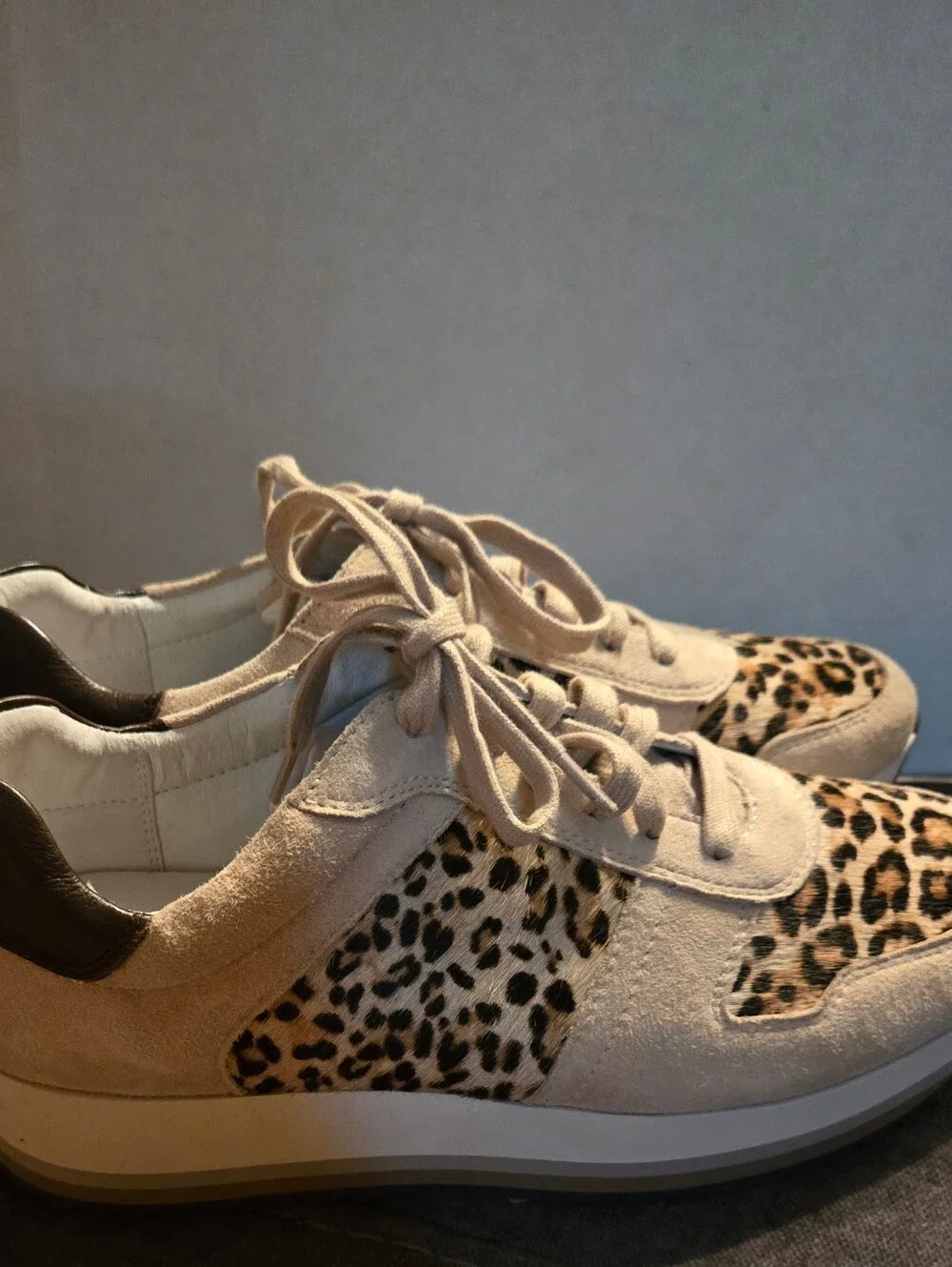 Johnston & Murphy Gracie Colorblock Lace-Up Sand Kid Suede/Leopard Haircalf NWOT